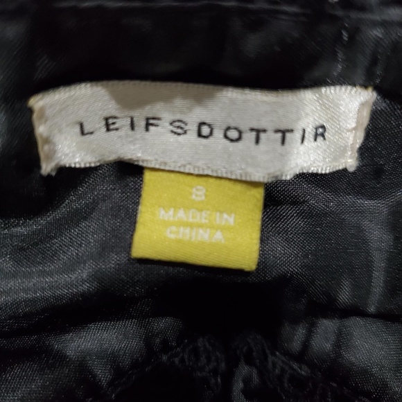 Anthropologie Black Lace Skirt - Size 8 - Picture 4 of 5